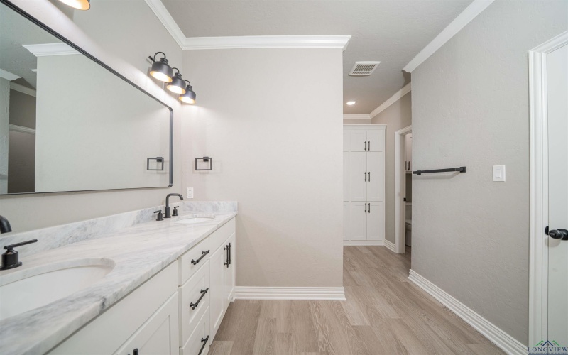 153 Heartland Crossing, Diana, TX 75640, 3 Bedrooms Bedrooms, ,2 BathroomsBathrooms,Residential,For Sale,153 Heartland Crossing,0,20256862