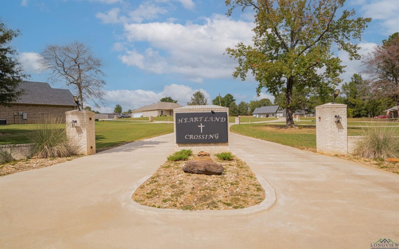 153 Heartland Crossing, Diana, TX 75640, 3 Bedrooms Bedrooms, ,2 BathroomsBathrooms,Residential,For Sale,153 Heartland Crossing,0,20256862