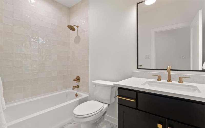 10321 Lanshire Drive, Dallas, TX 75238, 5 Bedrooms Bedrooms, ,5 BathroomsBathrooms,Residential,For Sale,10321 Lanshire Drive,0,21066827
