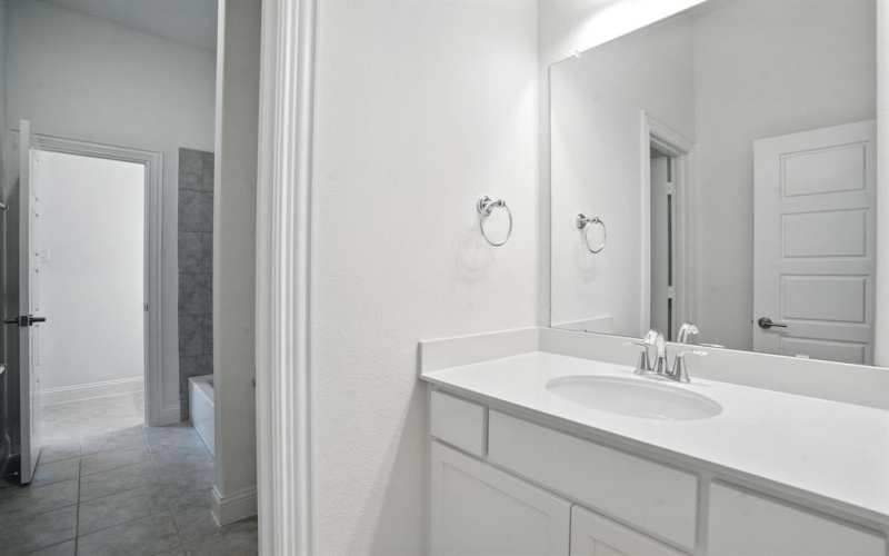 4308 Prickly Pear Avenue, Aubrey, TX 76227, 5 Habitaciones Habitaciones , ,5 BañosBaños,Residential,En Venta,4308 Prickly Pear Avenue,0,21068002