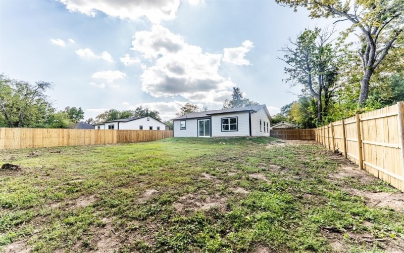 124 Goodman Street, Sulphur Springs, TX 75482, 3 Bedrooms Bedrooms, ,2 BathroomsBathrooms,Residential,For Sale,124 Goodman Street,0,21080647