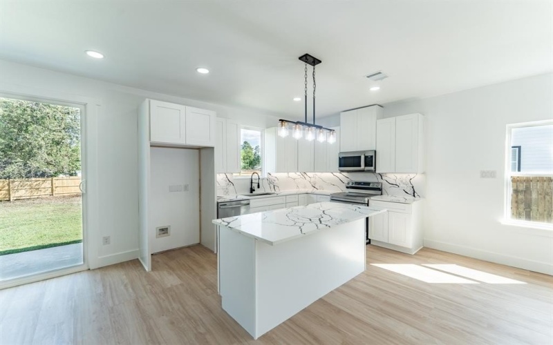 124 Goodman Street, Sulphur Springs, TX 75482, 3 Bedrooms Bedrooms, ,2 BathroomsBathrooms,Residential,For Sale,124 Goodman Street,0,21080647