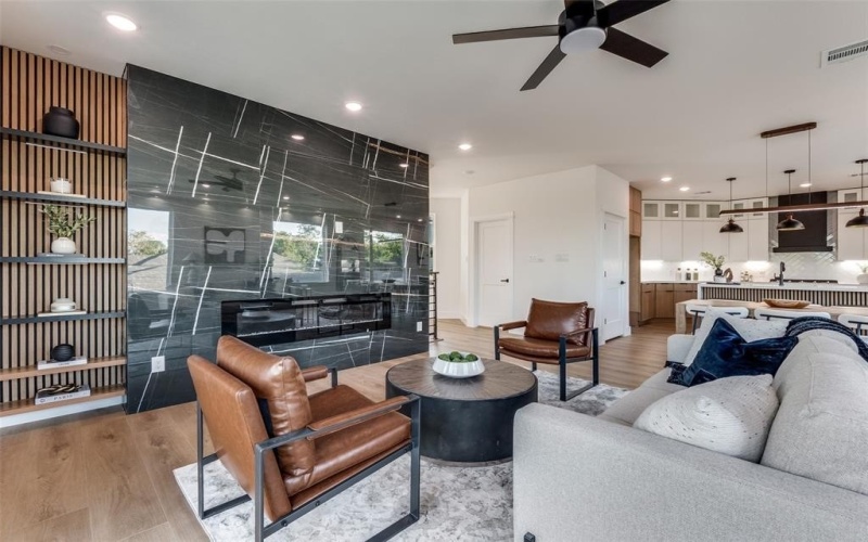 325 N Moore, Dallas, TX 75203, 4 Bedrooms Bedrooms, ,5 BathroomsBathrooms,Residential,For Sale,325 N Moore,0,21080905