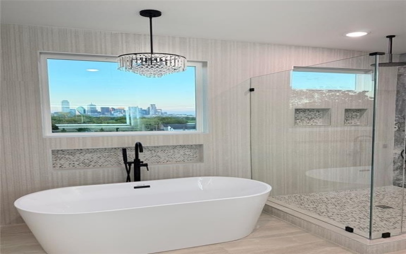 325 N Moore, Dallas, TX 75203, 4 Bedrooms Bedrooms, ,5 BathroomsBathrooms,Residential,For Sale,325 N Moore,0,21080905