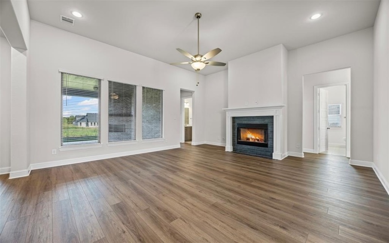 157 Aria Drive, Waxahachie, TX 75165, 4 Habitaciones Habitaciones , ,3 BañosBaños,Residential,En Venta,157 Aria Drive,0,21080924