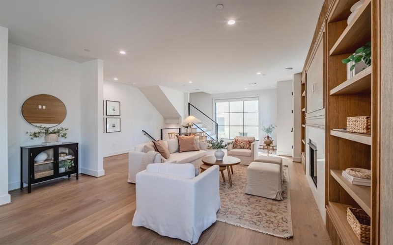 4128 University Boulevard #4, University Park, TX 75205, 2 Habitaciones Habitaciones , ,2 BañosBaños,Residential,En Venta,4128 University Boulevard,0,21080938