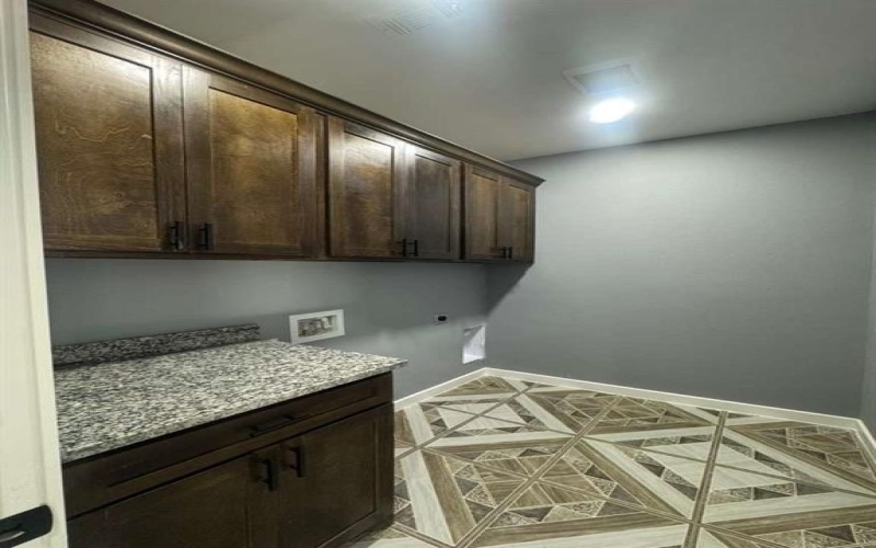 800 Oak Creek Drive, Hutchins, TX 75141, 4 Bedrooms Bedrooms, ,2 BathroomsBathrooms,Residential,For Sale,800 Oak Creek Drive,0,21080951