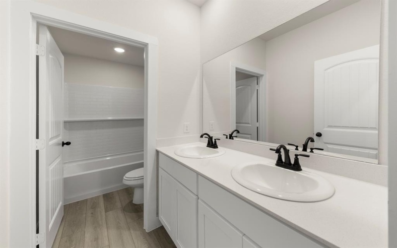 2900 Woodbrook Drive, Sherman, TX 75092, 4 Habitaciones Habitaciones , ,2 BañosBaños,Residential,En Venta,2900 Woodbrook Drive,0,21081065