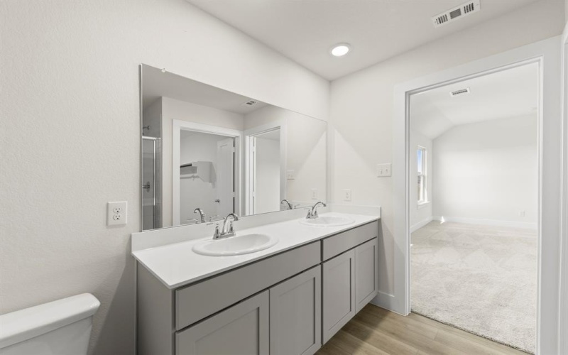 2406 Stonebriar Lane, Sherman, TX 75092, 4 Habitaciones Habitaciones , ,3 BañosBaños,Residential,En Venta,2406 Stonebriar Lane,0,21081101