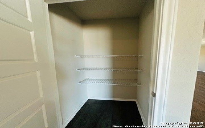 5727 Coopers Xing, San Antonio, TX 78222, 3 Bedrooms Bedrooms, ,2 BathroomsBathrooms,Residential,For Sale,5727 Coopers Xing,0,1913457