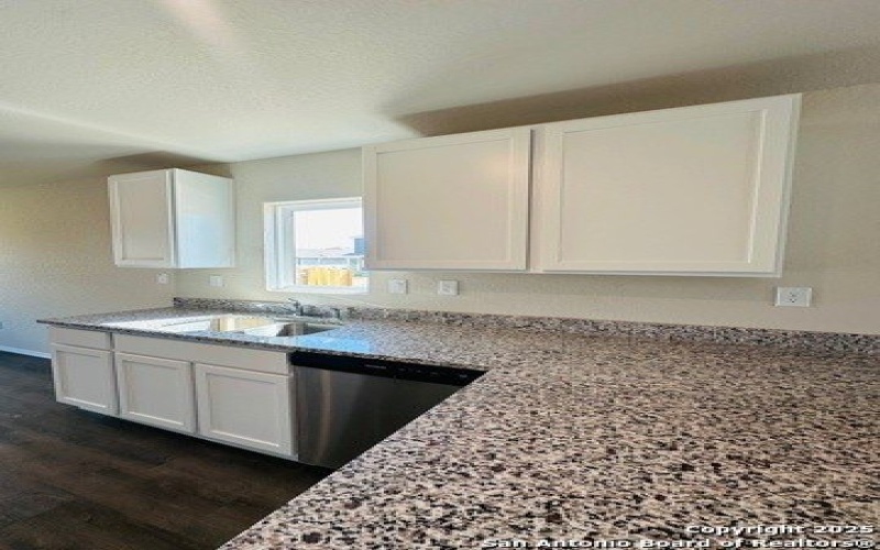 5727 Coopers Xing, San Antonio, TX 78222, 3 Bedrooms Bedrooms, ,2 BathroomsBathrooms,Residential,For Sale,5727 Coopers Xing,0,1913457