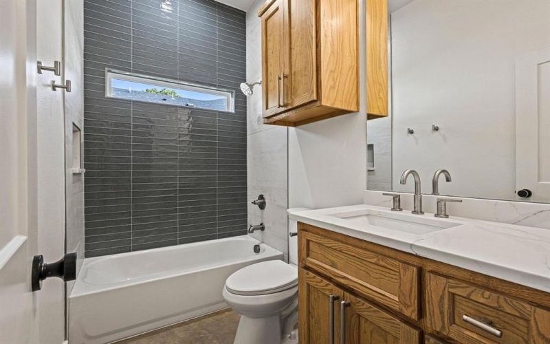 1838 S Park Avenue, Denison, TX 75020, 4 Bedrooms Bedrooms, ,3 BathroomsBathrooms,Residential,For Sale,1838 S Park Avenue,0,21077820