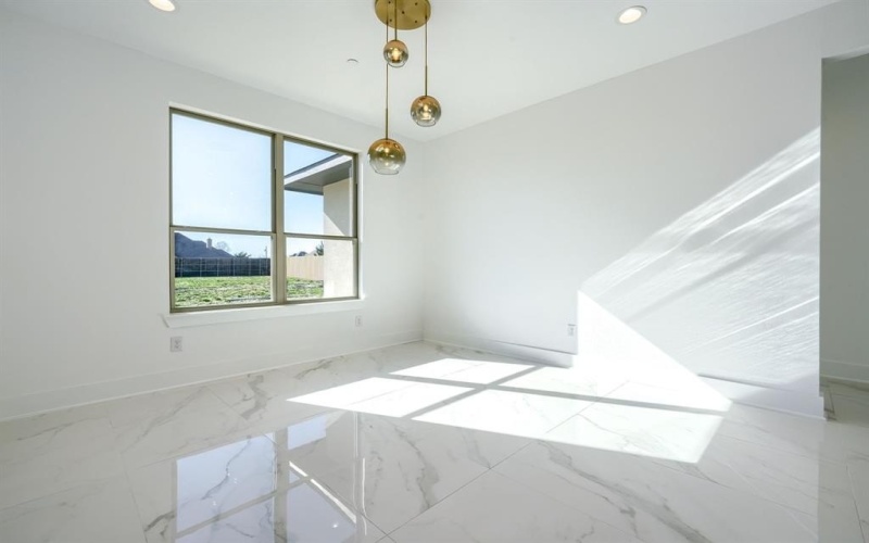 443 Whispering Way, Red Oak, TX 75154, 4 Bedrooms Bedrooms, ,5 BathroomsBathrooms,Residential,For Sale,443 Whispering Way,0,21078162