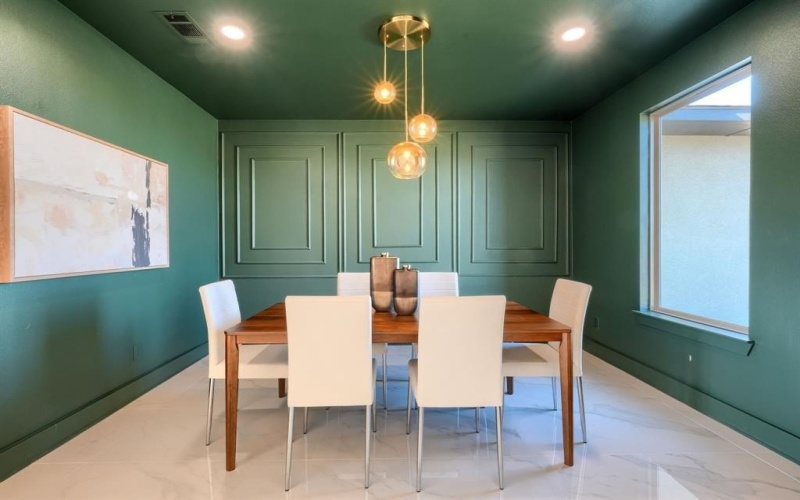 443 Whispering Way, Red Oak, TX 75154, 4 Bedrooms Bedrooms, ,5 BathroomsBathrooms,Residential,For Sale,443 Whispering Way,0,21078162