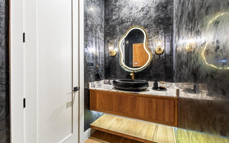 4016 Baker Avenue, Dallas, TX 75212, 4 Habitaciones Habitaciones , ,3 BañosBaños,Residential,En Venta,4016 Baker Avenue,0,21078423