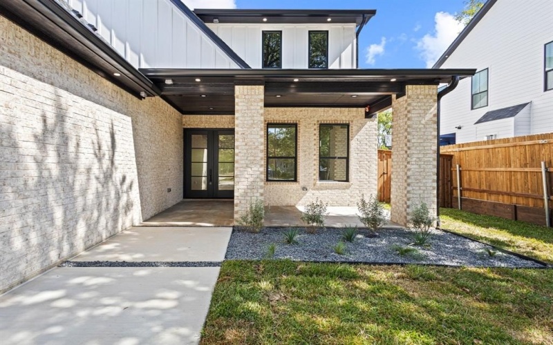 4016 Baker Avenue, Dallas, TX 75212, 4 Habitaciones Habitaciones , ,3 BañosBaños,Residential,En Venta,4016 Baker Avenue,0,21078423