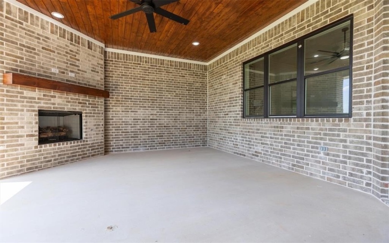 15662 County Road 436, Lindale, TX 75771, 4 Bedrooms Bedrooms, ,2 BathroomsBathrooms,Residential,For Sale,15662 County Road 436,0,21079421