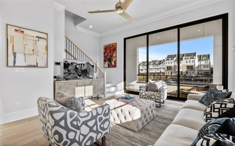 4645 New Water Lane, Dallas, TX 75219, 3 Habitaciones Habitaciones , ,3 BañosBaños,Residential,En Venta,4645 New Water Lane,0,21079507