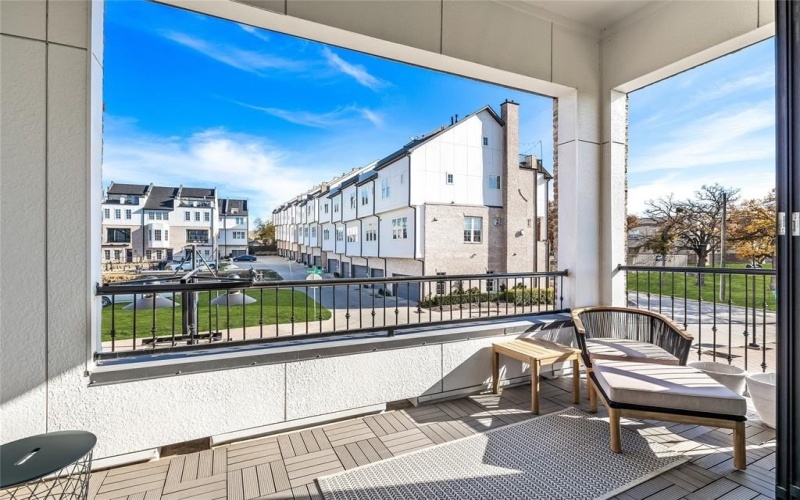 4645 New Water Lane, Dallas, TX 75219, 3 Habitaciones Habitaciones , ,3 BañosBaños,Residential,En Venta,4645 New Water Lane,0,21079507