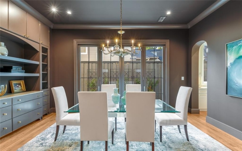 4104 Greenbrier Drive, University Park, TX 75225, 5 Habitaciones Habitaciones , ,6 BañosBaños,Residential,En Venta,4104 Greenbrier Drive,0,21079517