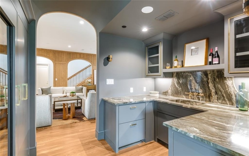 4104 Greenbrier Drive, University Park, TX 75225, 5 Habitaciones Habitaciones , ,6 BañosBaños,Residential,En Venta,4104 Greenbrier Drive,0,21079517