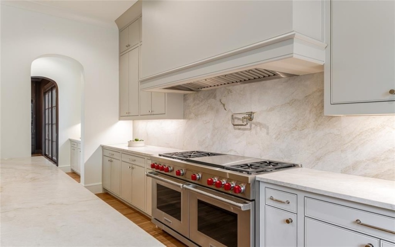 4104 Greenbrier Drive, University Park, TX 75225, 5 Habitaciones Habitaciones , ,6 BañosBaños,Residential,En Venta,4104 Greenbrier Drive,0,21079517