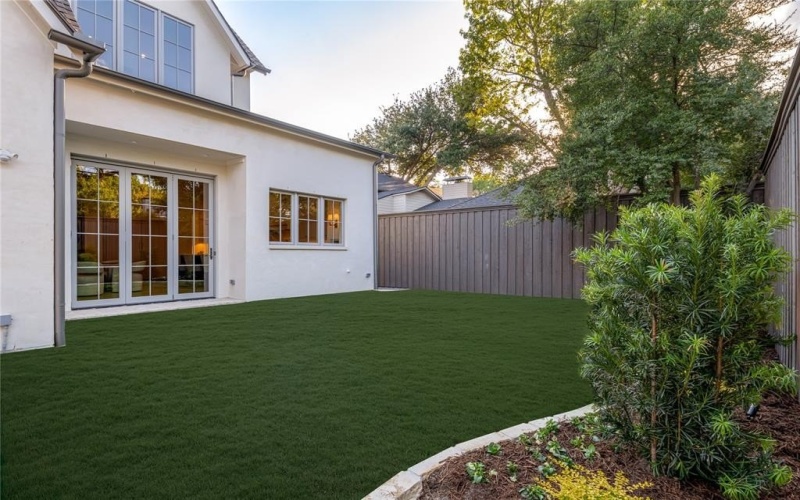 4104 Greenbrier Drive, University Park, TX 75225, 5 Habitaciones Habitaciones , ,6 BañosBaños,Residential,En Venta,4104 Greenbrier Drive,0,21079517