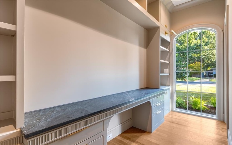 4104 Greenbrier Drive, University Park, TX 75225, 5 Habitaciones Habitaciones , ,6 BañosBaños,Residential,En Venta,4104 Greenbrier Drive,0,21079517