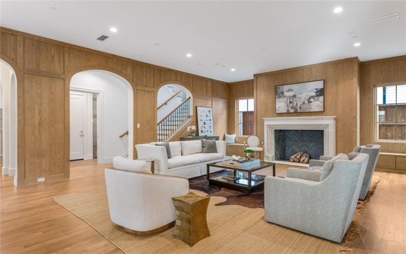 4104 Greenbrier Drive, University Park, TX 75225, 5 Habitaciones Habitaciones , ,6 BañosBaños,Residential,En Venta,4104 Greenbrier Drive,0,21079517