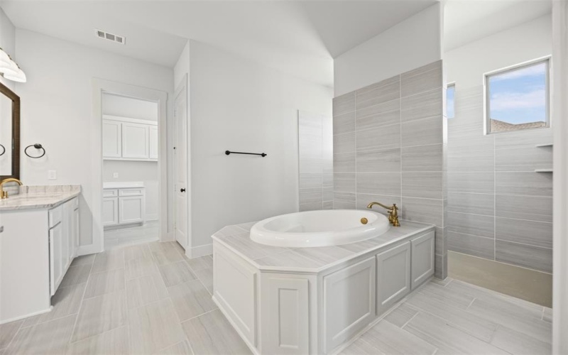 430 Olson Road, Waxahachie, TX 75167, 4 Bedrooms Bedrooms, ,3 BathroomsBathrooms,Residential,For Sale,430 Olson Road,0,21080009