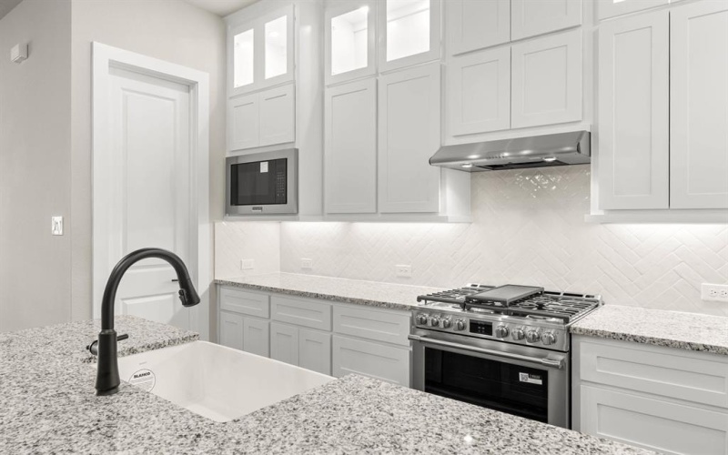 1840 Wittington Place, Farmers Branch, TX 75234, 3 Habitaciones Habitaciones , ,2 BañosBaños,Residential,En Venta,1840 Wittington Place,0,21080209