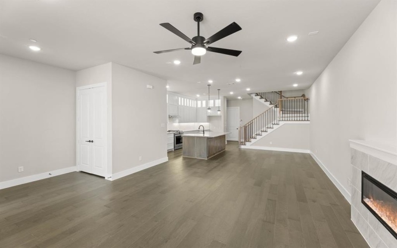 1840 Wittington Place, Farmers Branch, TX 75234, 3 Habitaciones Habitaciones , ,2 BañosBaños,Residential,En Venta,1840 Wittington Place,0,21080209