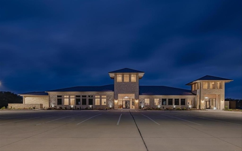 208 Links Court, Heath, TX 75032, 4 Bedrooms Bedrooms, ,3 BathroomsBathrooms,Residential,For Sale,208 Links Court,0,21080329