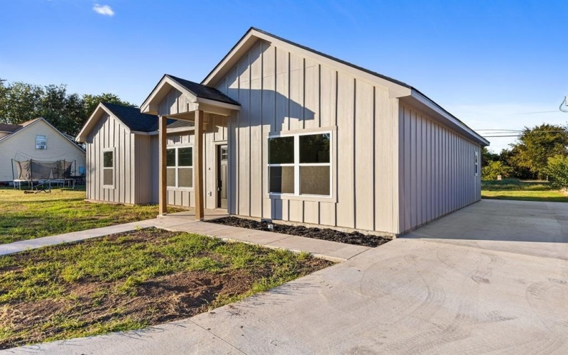 2913 Mildred Street, Waco, TX 76706, 3 Habitaciones Habitaciones , ,2 BañosBaños,Residential,En Venta,2913 Mildred Street,0,21080451