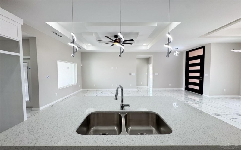 8100 50th Street, McAllen, TX 78504, 3 Bedrooms Bedrooms, ,2 BathroomsBathrooms,Residential,For Sale,8100 50th Street,461398