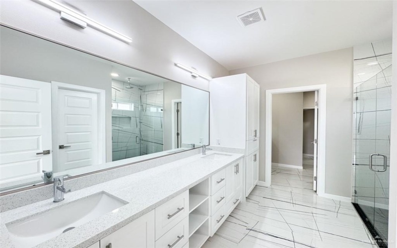 8100 50th Street, McAllen, TX 78504, 3 Bedrooms Bedrooms, ,2 BathroomsBathrooms,Residential,For Sale,8100 50th Street,461398