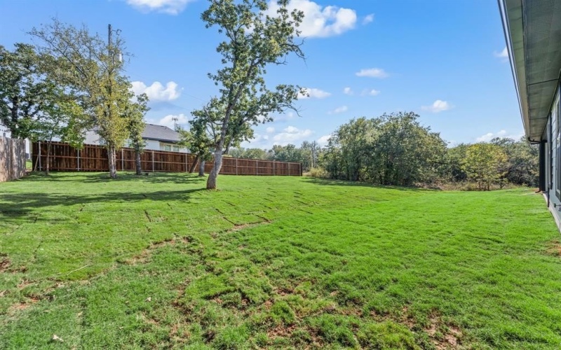 813 Haynie Drive, Runaway Bay, TX 76426, 3 Bedrooms Bedrooms, ,2 BathroomsBathrooms,Residential,For Sale,813 Haynie Drive,0,21080478