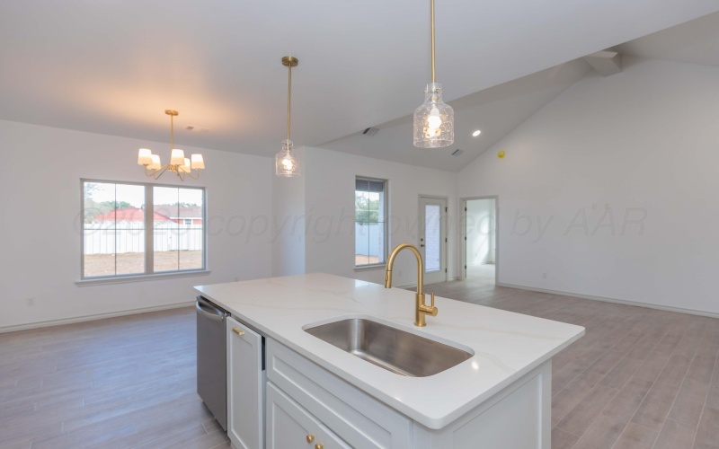 3811 NE 10TH Avenue, Amarillo, TX 79107-7110, 3 Bedrooms Bedrooms, ,2 BathroomsBathrooms,Residential,For Sale,3811 NE 10TH Avenue,0,25-8587