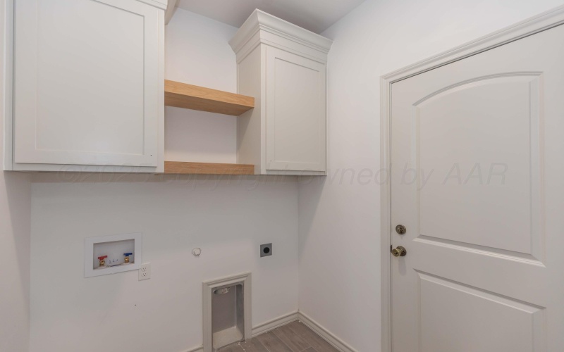 3811 NE 10TH Avenue, Amarillo, TX 79107-7110, 3 Bedrooms Bedrooms, ,2 BathroomsBathrooms,Residential,For Sale,3811 NE 10TH Avenue,0,25-8587