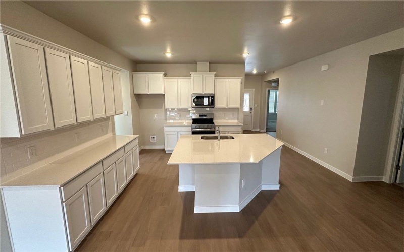 7210 Cattlemen Drive, Corpus Christi, TX 78414, 4 Bedrooms Bedrooms, ,2 BathroomsBathrooms,Residential,For Sale,7210 Cattlemen Drive,0,466056