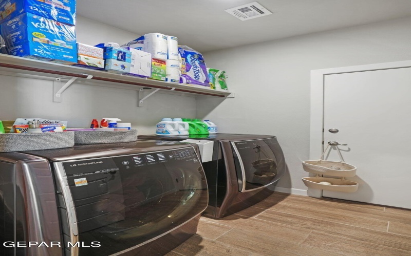 14824 MIKE A MENDOZA Avenue, El Paso, TX 79938, 4 Habitaciones Habitaciones , ,2 BañosBaños,Residential,En Venta,14824 MIKE A MENDOZA Avenue,0,931669