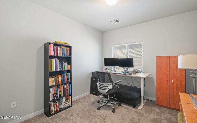 14824 MIKE A MENDOZA Avenue, El Paso, TX 79938, 4 Habitaciones Habitaciones , ,2 BañosBaños,Residential,En Venta,14824 MIKE A MENDOZA Avenue,0,931669