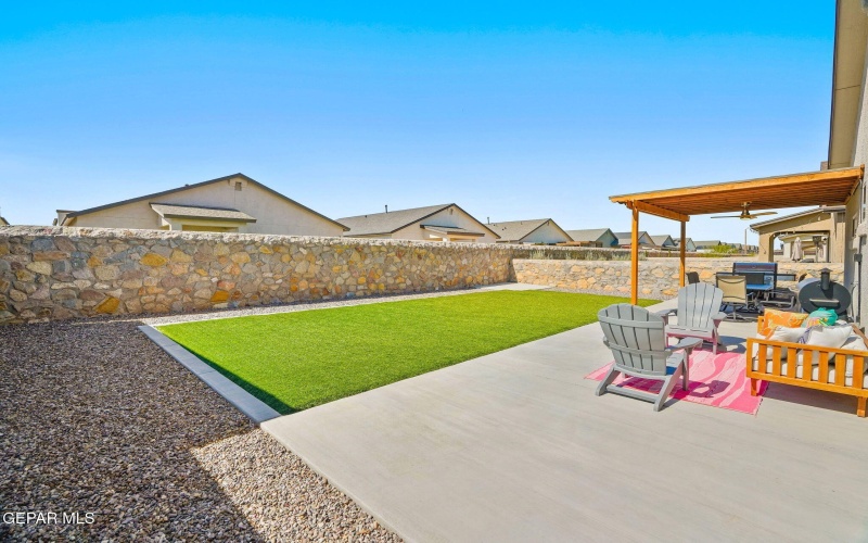 14824 MIKE A MENDOZA Avenue, El Paso, TX 79938, 4 Habitaciones Habitaciones , ,2 BañosBaños,Residential,En Venta,14824 MIKE A MENDOZA Avenue,0,931669