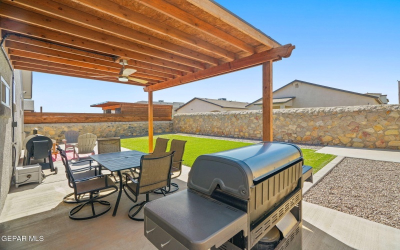 14824 MIKE A MENDOZA Avenue, El Paso, TX 79938, 4 Habitaciones Habitaciones , ,2 BañosBaños,Residential,En Venta,14824 MIKE A MENDOZA Avenue,0,931669