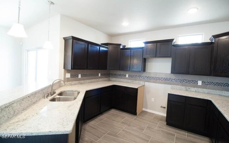 900 LOUISIANA DOWNS Avenue, El Paso, TX 79932, 4 Bedrooms Bedrooms, ,2 BathroomsBathrooms,Residential,For Sale,900 LOUISIANA DOWNS Avenue,0,931674