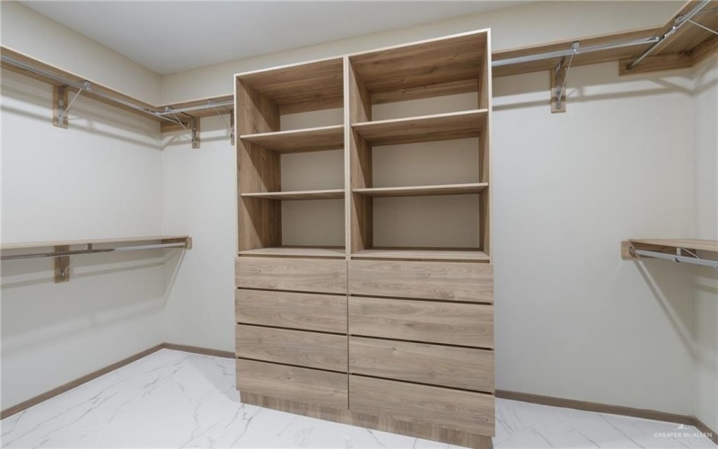 2912 Magnolia Drive, San Juan, TX 78589, 3 Bedrooms Bedrooms, ,2 BathroomsBathrooms,Residential,For Sale,2912 Magnolia Drive,0,481377