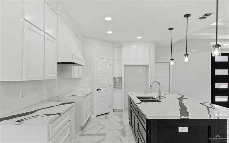 12713 37th Lane, McAllen, TX 78504, 3 Habitaciones Habitaciones , ,2 BañosBaños,Residential,En Venta,12713 37th Lane,0,482864