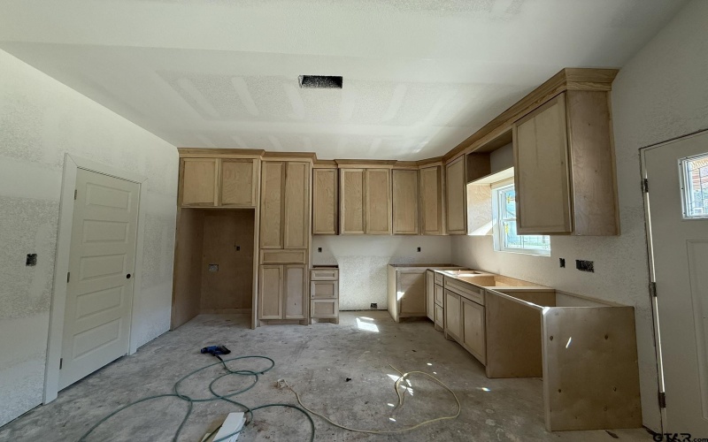 242 CR 2840, Mineola, TX 75773, 2 Bedrooms Bedrooms, ,1 BathroomBathrooms,Residential,For Sale,242 CR 2840,0,25014983