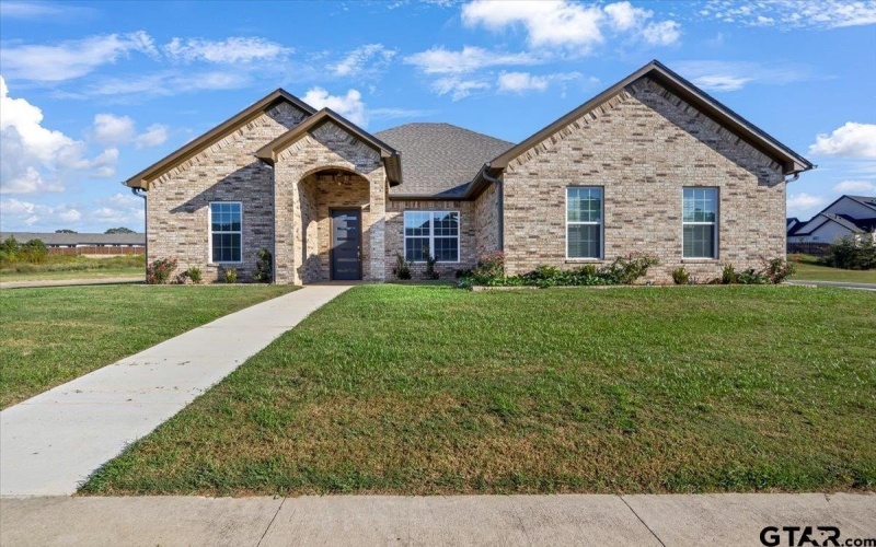 1603 Elk River Rd., Tyler, TX 75703, 4 Bedrooms Bedrooms, ,3 BathroomsBathrooms,Residential,For Sale,1603 Elk River Rd.,0,25014996