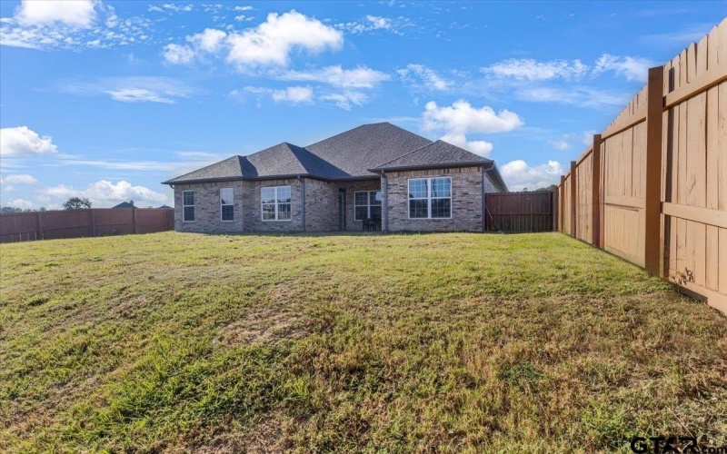 1603 Elk River Rd., Tyler, TX 75703, 4 Bedrooms Bedrooms, ,3 BathroomsBathrooms,Residential,For Sale,1603 Elk River Rd.,0,25014996